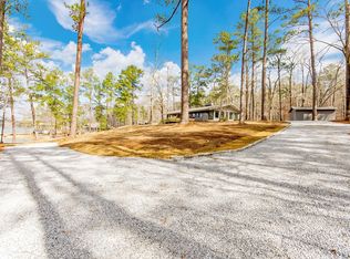 144 Dogpatch Hollow Pt, Eclectic, AL 36024