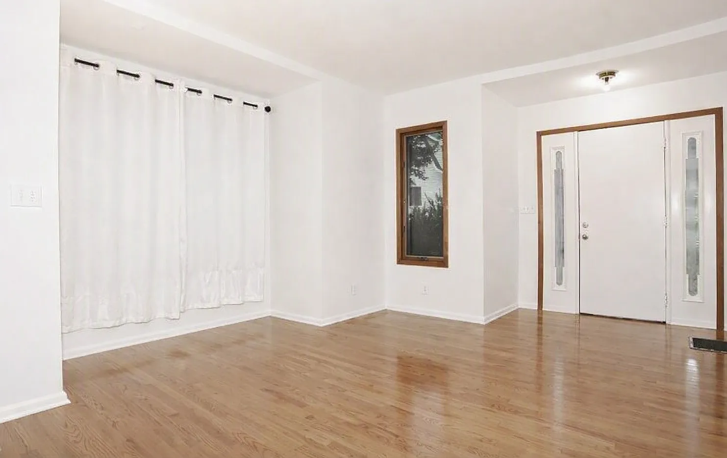 3 bed, $3,750 — Photo 4