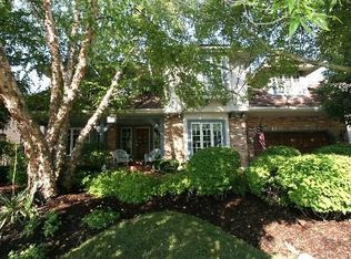 1133 Kristin Dr, Libertyville, IL