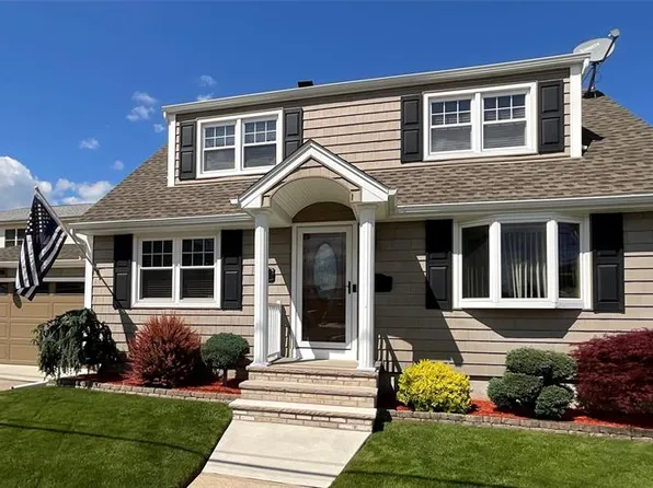 321 Thomas Ave, Lyndhurst, NJ 07071