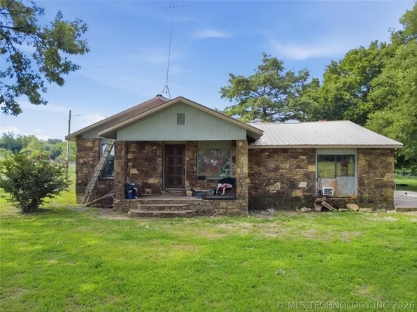 12462 W Overlook Dr, Sand Springs, OK 74063