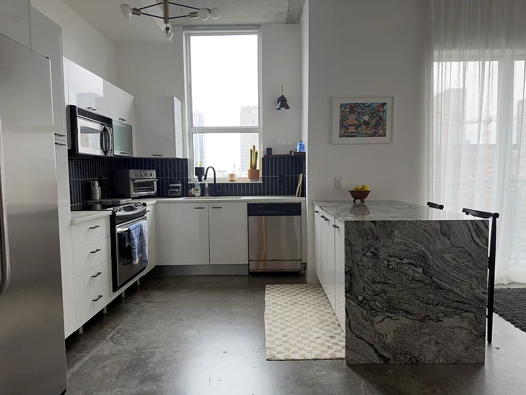 206 NE 2nd St #1213 — Photo 14