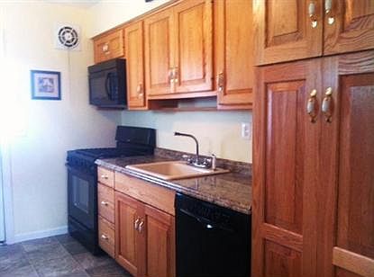 2nd image of 622 Boesel Ave