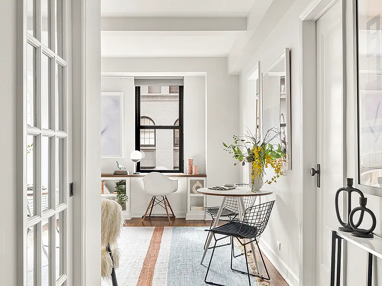 161 W 16th St #6E — Photo 10