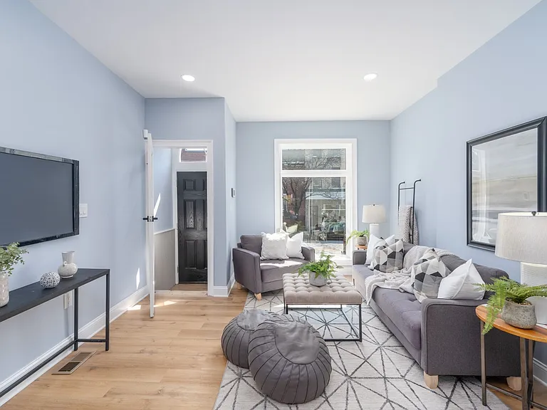 40 E Fort Ave — Photo 3