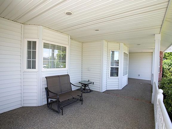 4th image of 205 N Jonna Ave
