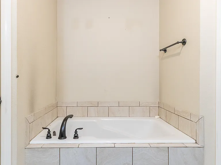 349 Whiterock Dr — Photo 15