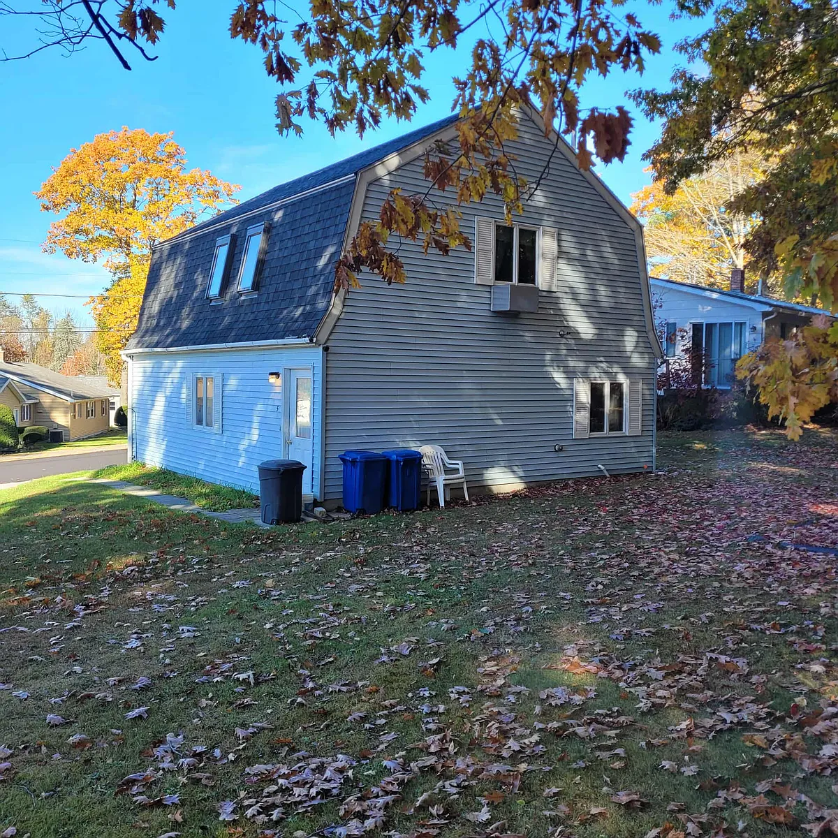 Building Photo - 5 High Ridge Dr