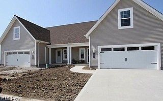 1st image of 190 Larimar Dr