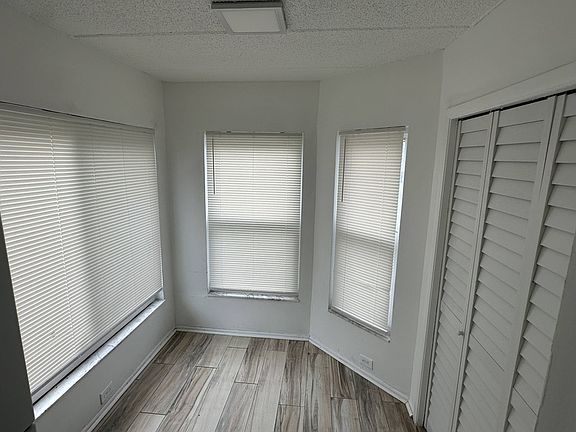5th image of 6513 Dumont Ave