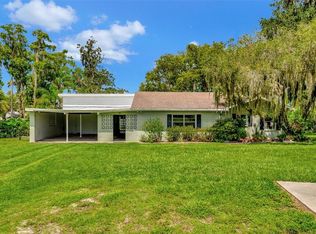 18610 Hanna Rd, Lutz, FL 33549