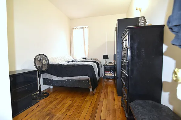 Rented by Manhattan Spaces | media 17