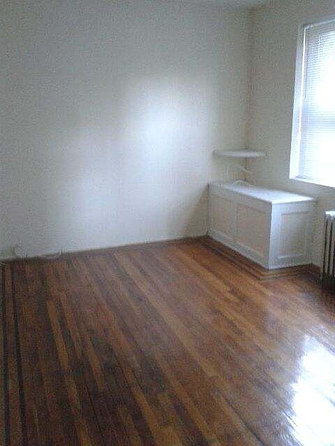 2nd image of 3407 32nd St APT A4