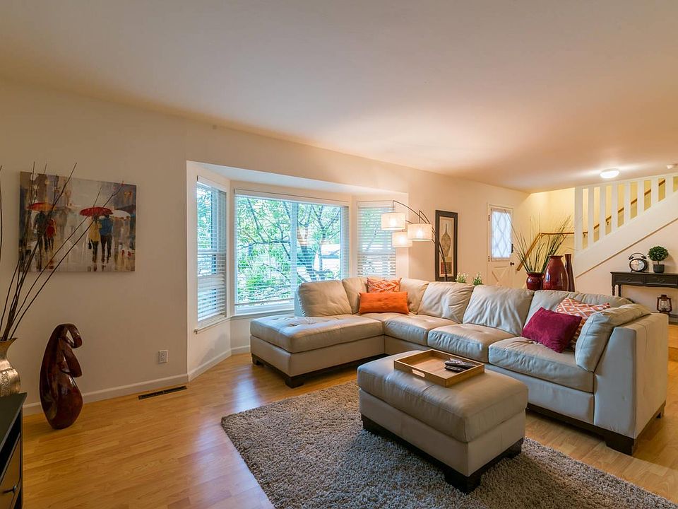 1st image of 3975 La Donna Ave