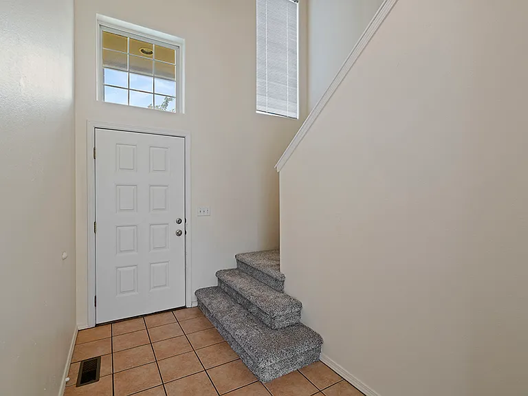 606 Valentine Dr — Photo 12