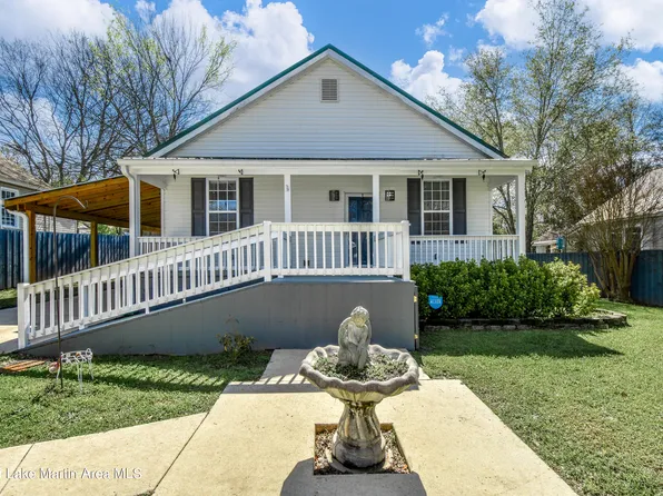 210 Freeman Ave, Tallassee, AL 36078