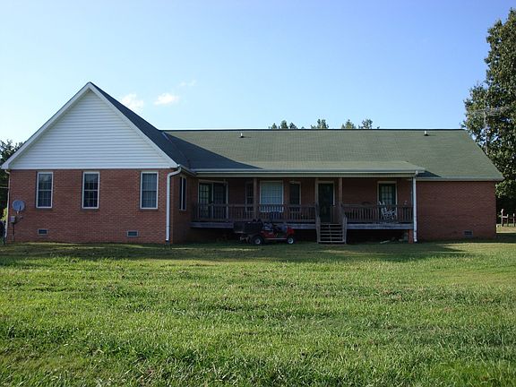 Back of house - Another porch