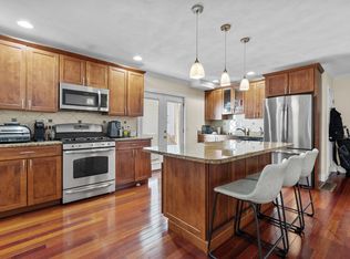 81 F St #1, South Boston, MA 02127