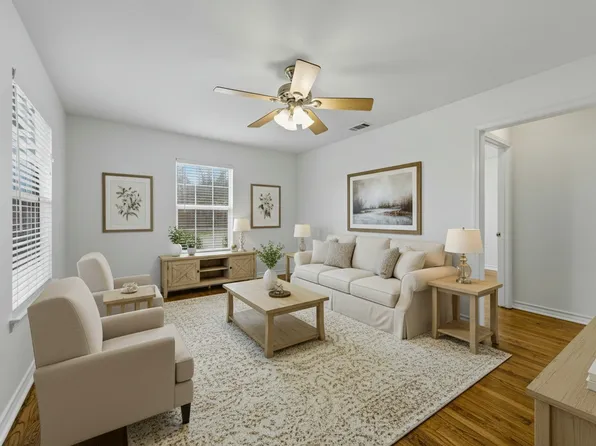 1516 Baxley St, Carrollton, TX 75006