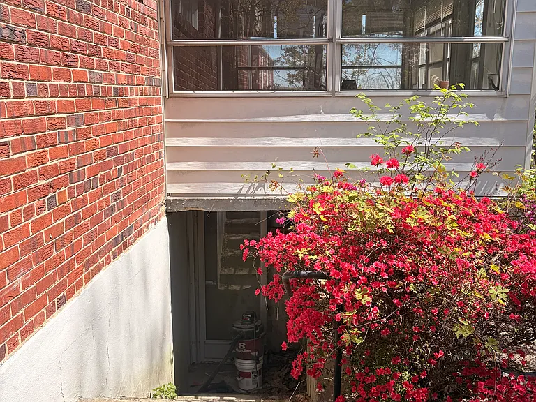 6315 Joslyn Pl — Photo 16
