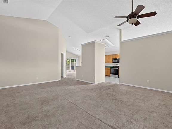 5th image of 13617 EMERALDVIEW DRIVE