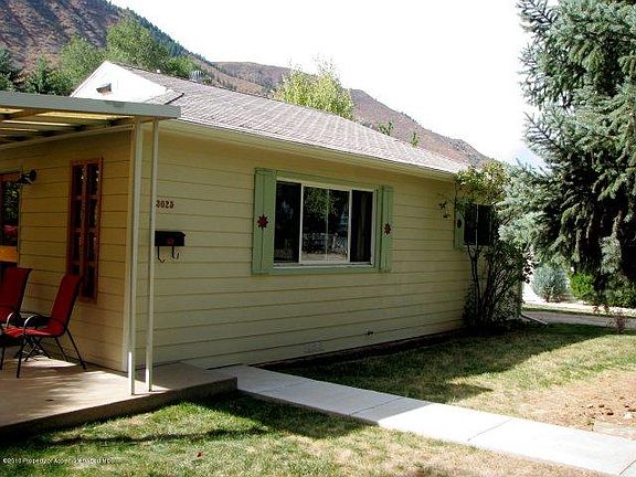 Cute Colorado cottage home