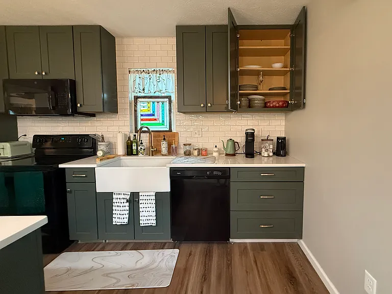 1011 E Caldwell St #B — Photo 18