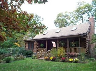 27 Lower Cross, Shoreham, NY 11786