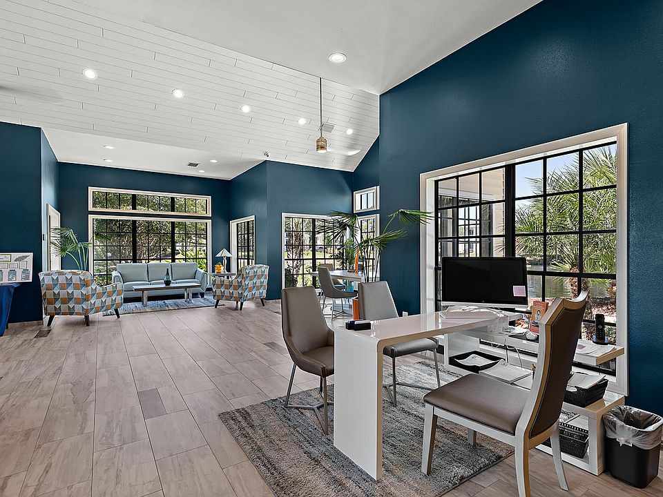Leasing Office