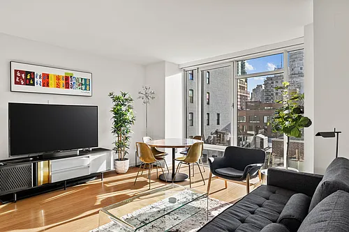350 W 53rd St #A Photo 1 350 W 53rd St #A Photo 1