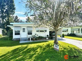 25 Lavender Ln, Eustis, FL 32726