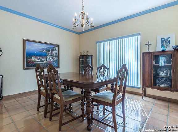 3rd image of 13156 Queens Forest St