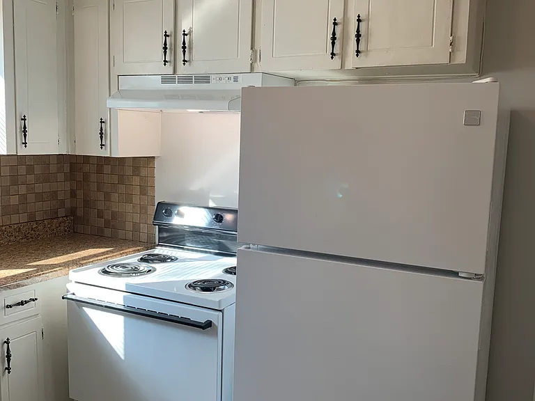 Windscape Apartments — Photo 8