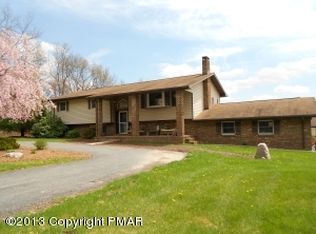 2580 Rising Hill Dr, Saylorsburg, PA 18353