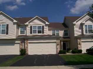 2383 Georgetown Cir, Aurora, IL 60503