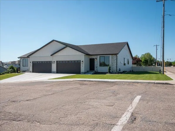 320 Lakeview Rd, American Falls, ID 83211