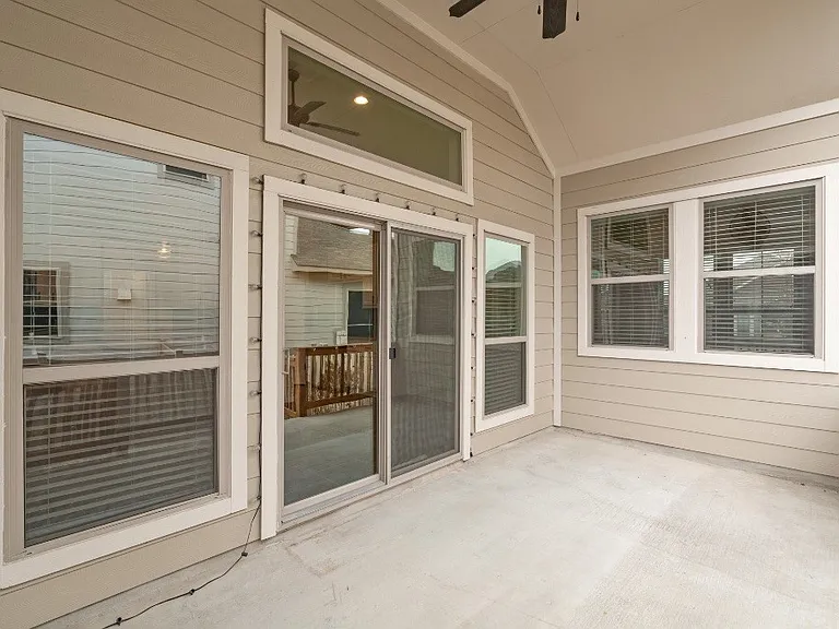 121 Greene — Photo 25
