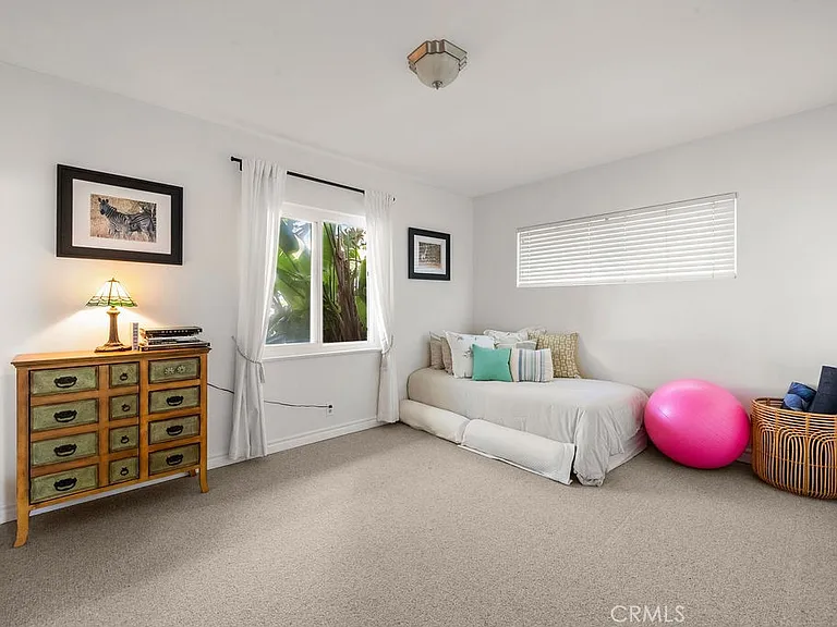 128 Crescent Bay Dr — Photo 12