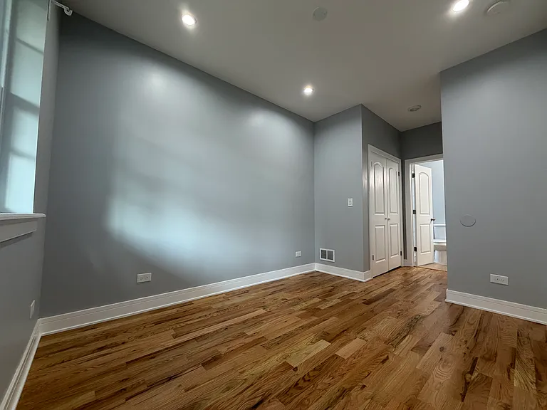 2416 W Gladys Ave #2 — Photo 10