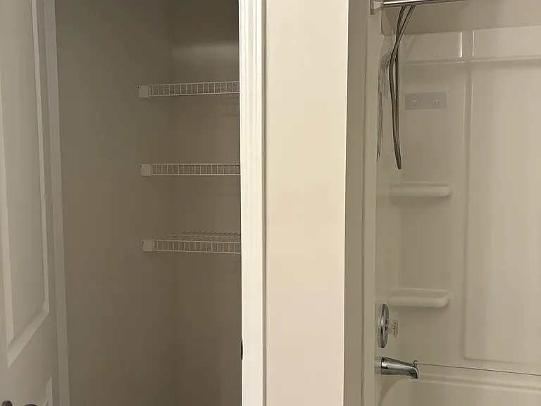 505 Townsend Place Dr — Photo 17