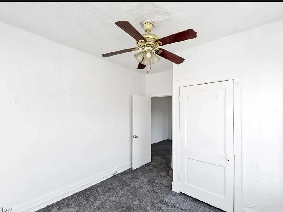14104 Aspinwall Ave