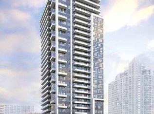 75 Canterbury Pl #PENTHOUSE 303, Toronto, ON M2N 0L2