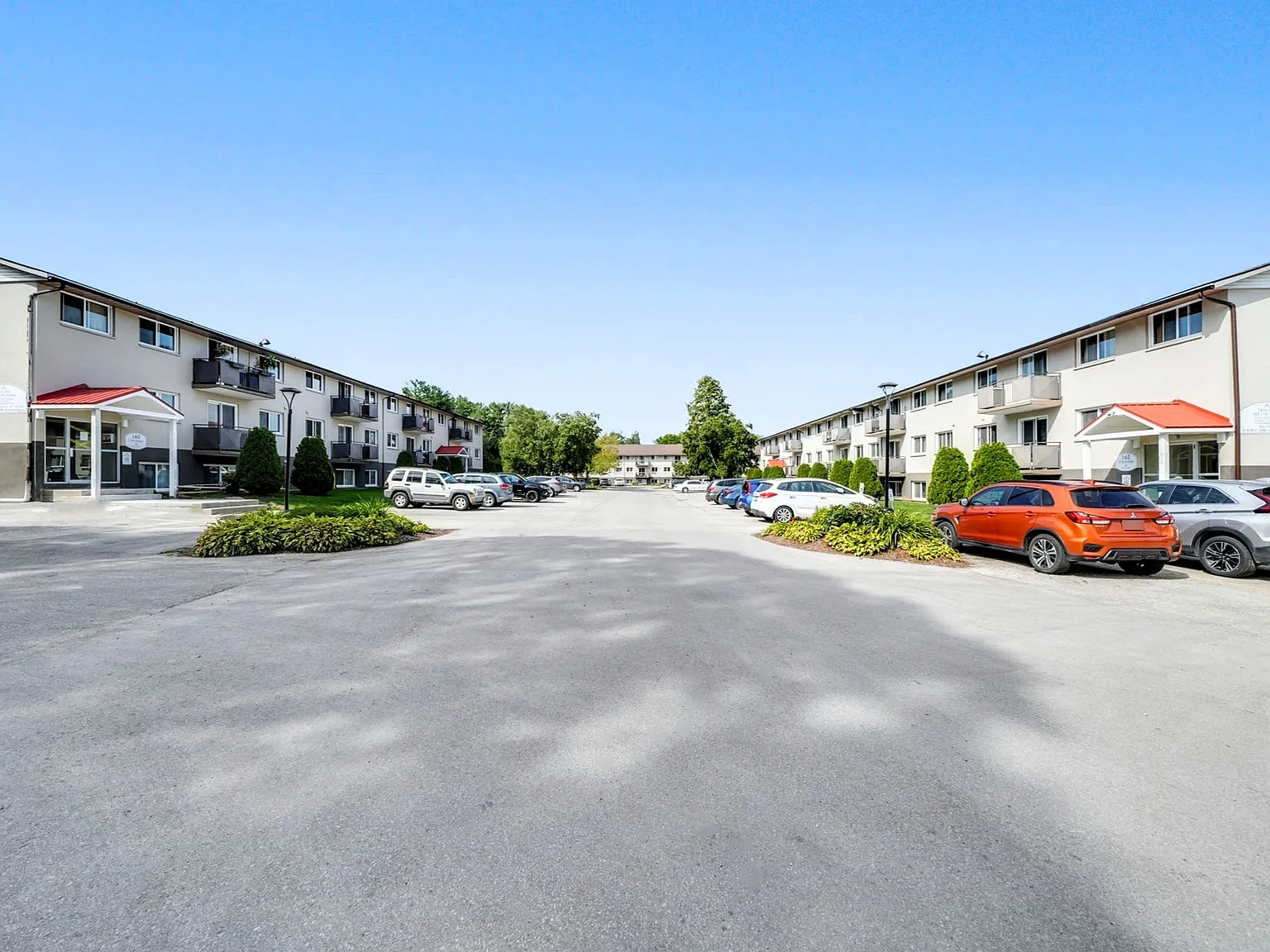 11th Avenue Apartments — Photo 4