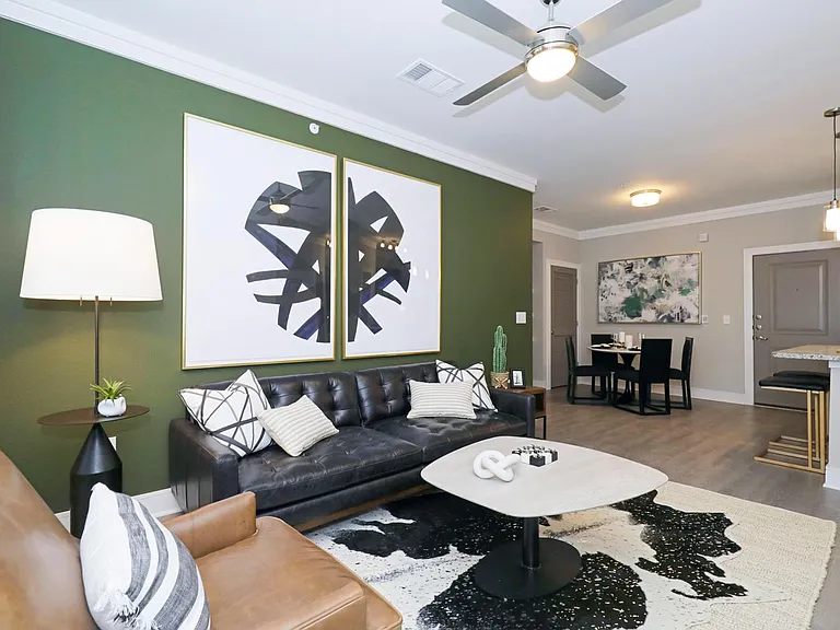 9123 Crescent Clover Dr — Photo 14
