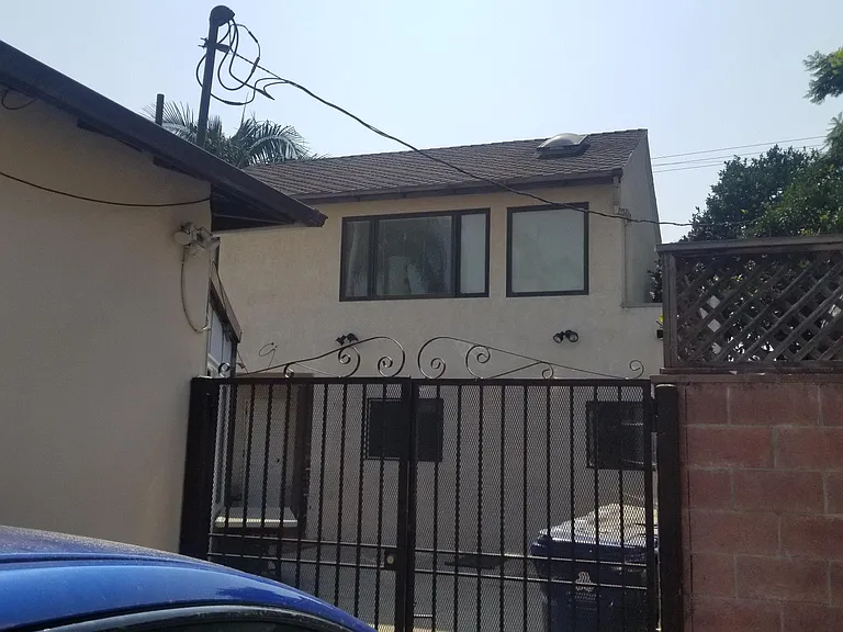 10810 Ashby Ave #G2 — Photo 2