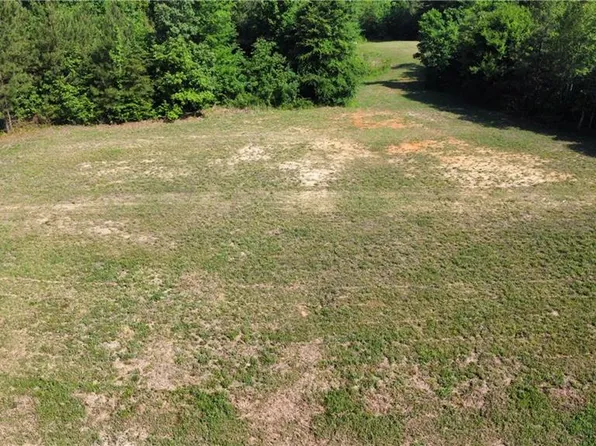 188 Hill Ln, Toano, VA 23168