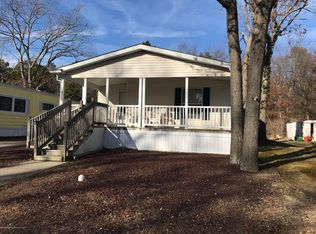 409 Roberts Rd, Toms River, NJ 08755