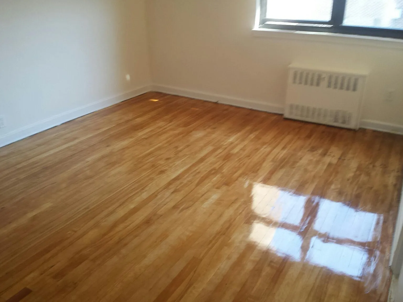 147th St, Flushing — Photo 4