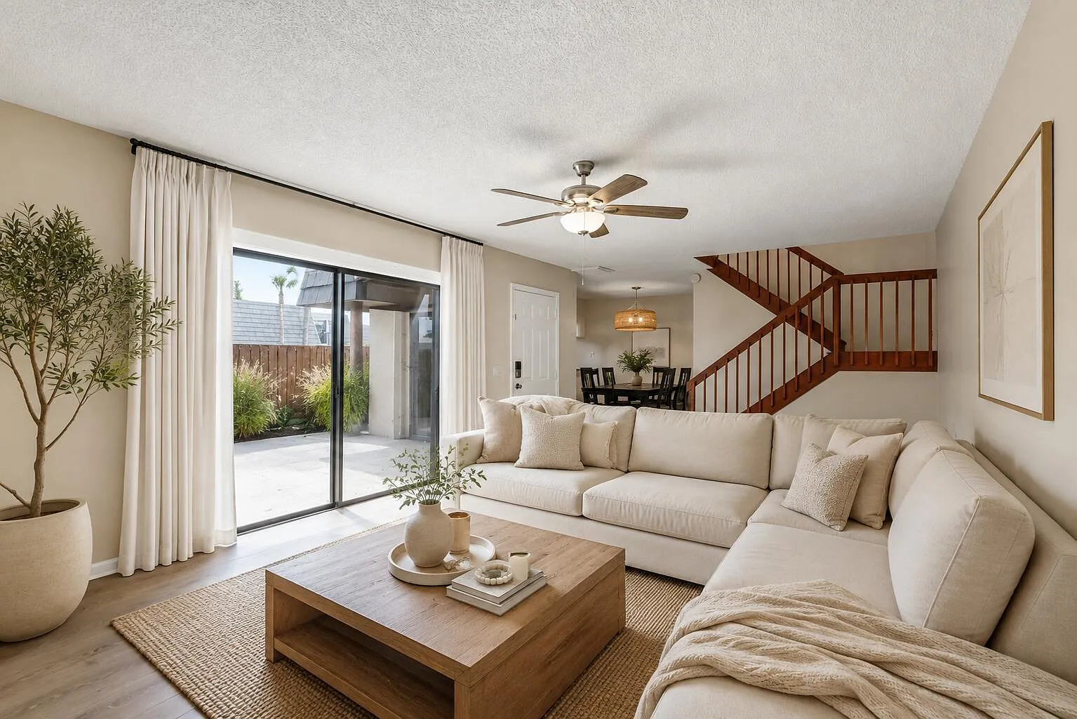 2 bed, 2.5 bath, 1236 sqft, $2,650 — Photo 2