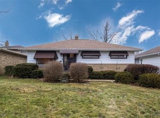 15813 Dunbury Dr, Maple Heights, OH 44137